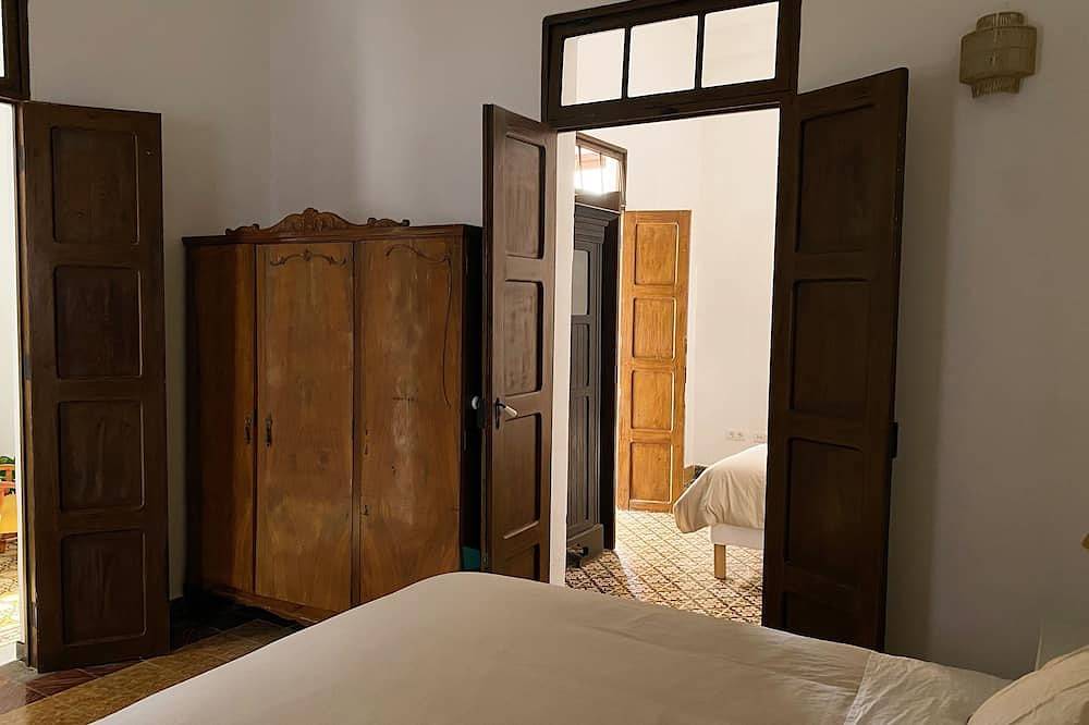 Casa rural reformada, amplia y cómoda in Cruz del Roque, Fasnia