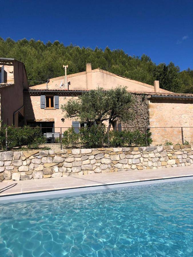 Maison de vacances pour 6 personnes, avec piscine ainsi que vue et jardin
