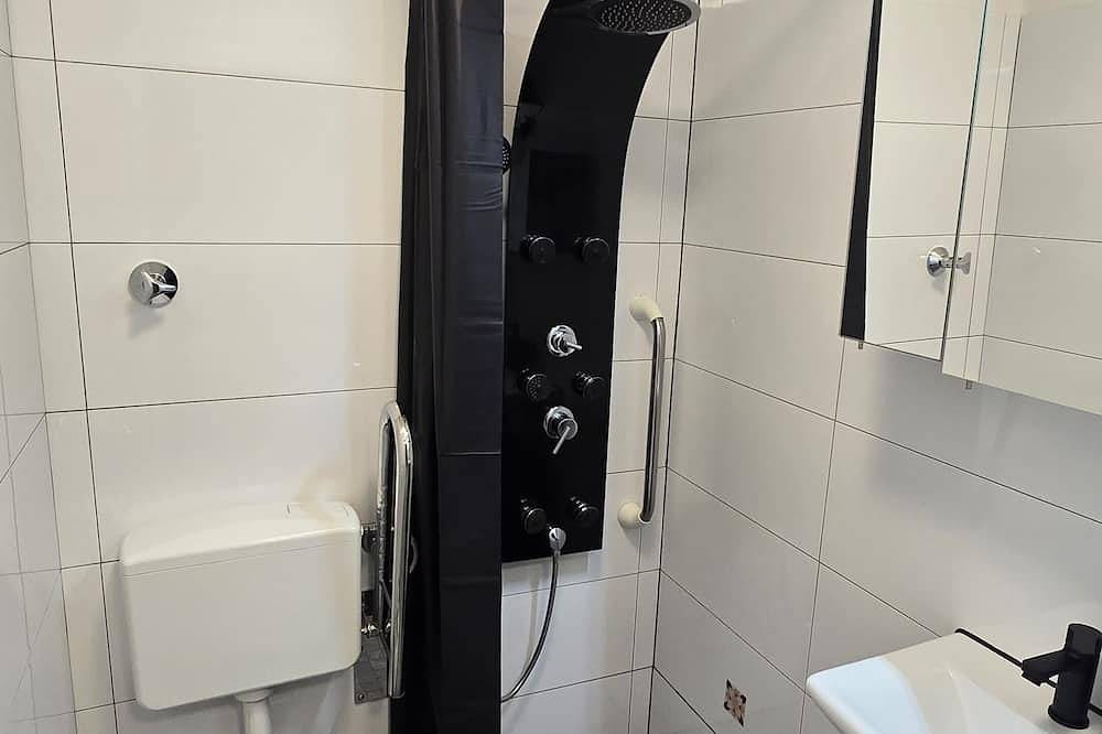 Appartement entier, Modern studio with a view of the Rhine in Homberg/Ruhrort/Baerl, Duisbourg