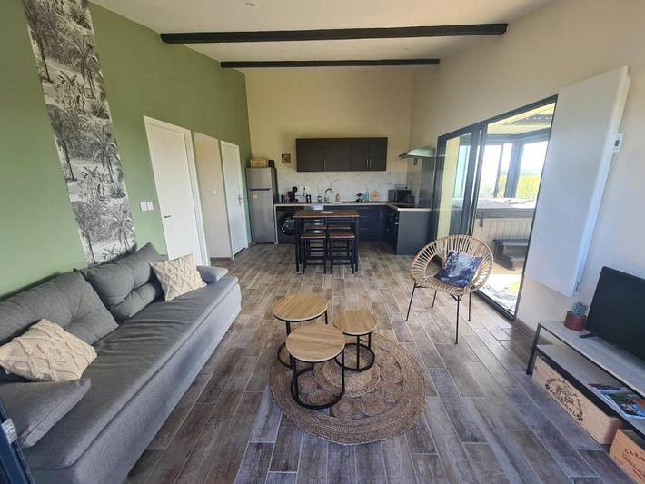 Location de vacances pour 4 personnes, avec sauna ainsi que jacuzzi et jardin à Pujols-sur-Ciron - 3