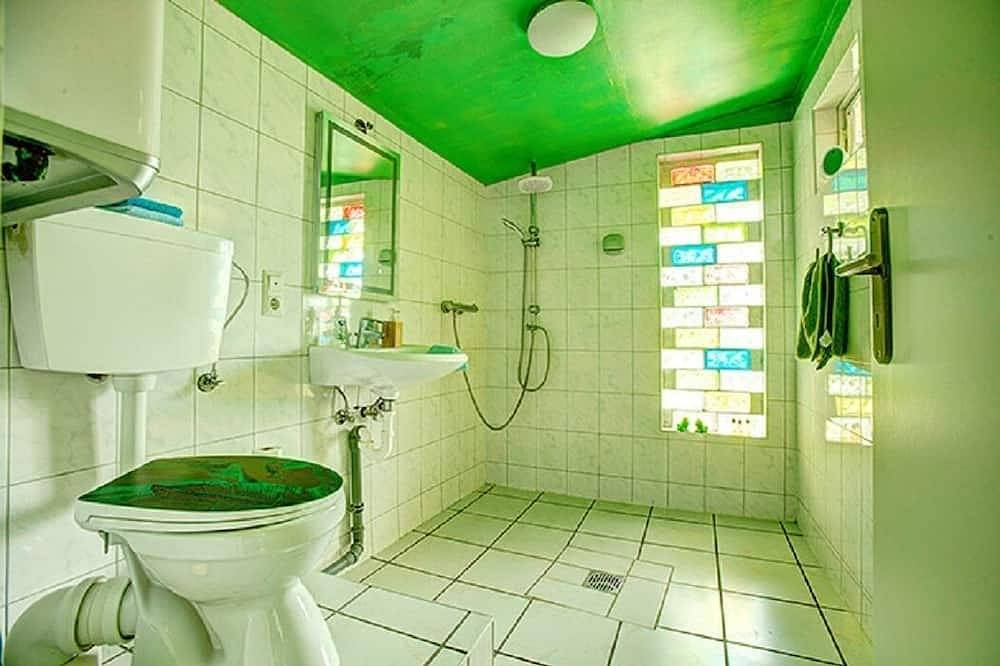 Haus Greenland inmitten grüner Natur, völlige Ruhe, super in grün ausgestattet in Bad Dürkheim, Pfälzer Rheinebene