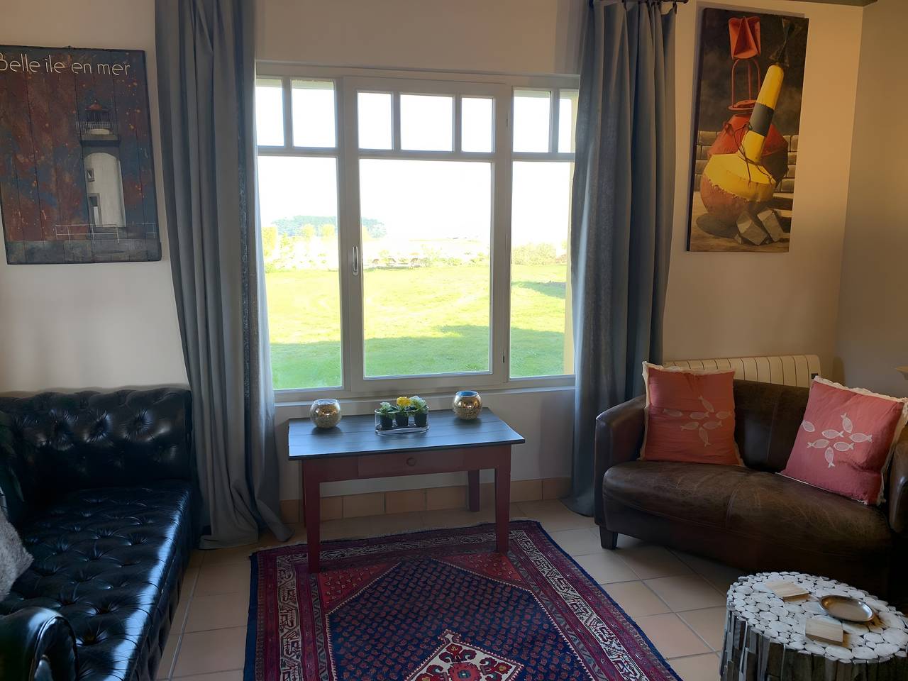 Ferienhaus 'Escale Sauzonnaise' mit Meerblick, Terrasse und Wlan in Sauzon, Côte des Mégalithes