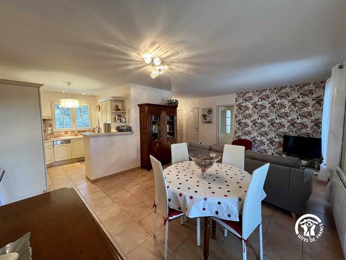 Gîte pour 5 personnes, avec jacuzzi et terrasse ainsi que piscine et jardin près du Canal du Midi - 2