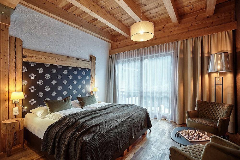 Entire apartment, 3 bedrooms for 4 - 6 persons - Boutique Apartment Sonnenhang in Kaunergrat, Fließ