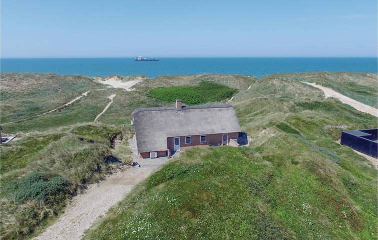 Ferienhaus für 8 Personen, mit Whirlpool und Terrasse sowie Sauna in Vejlby Klit