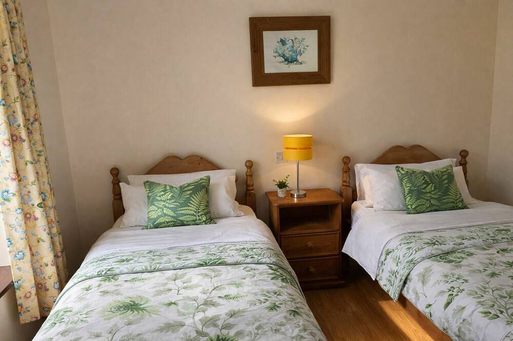 Cottage in a beautiful setting overlooking Galway Bay in Drumcreehy, County Clare