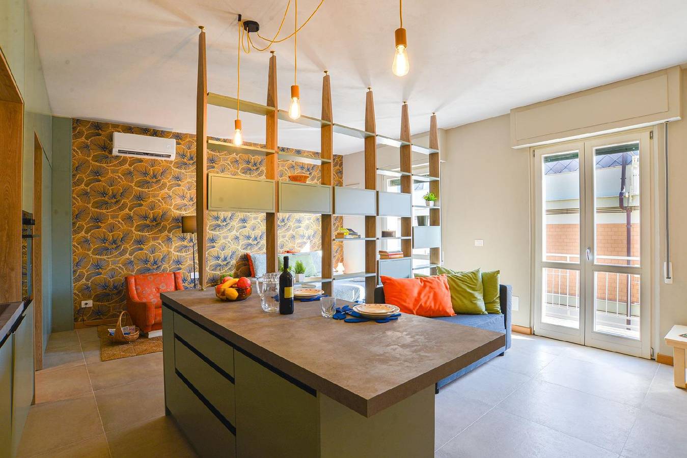 Entire holiday apartment, Dimora Salvia e Sole by Holiday World in Pietra Ligure, Pietra Ligure Municipality