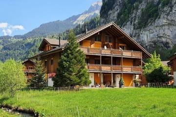 Ferienwohnung für 8 Personen, mit Balkon in Lauterbrunnen
