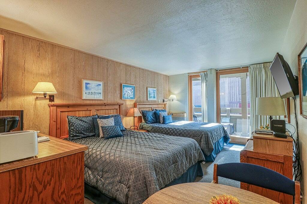 Ganze Wohnung, Rustikale Suite im Herzen von Northstar w / shared Pool und Whirlpool! Nähe Loipe! in Northstar California