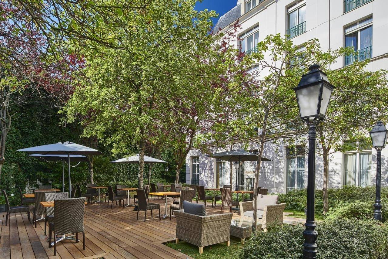 Comfort Double or Twin Room in Quartier du Montparnasse, Paris