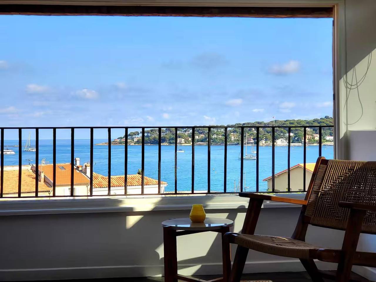 Appartamento intero, Le Castelet Ensoleillé - Viel Antibes magnifique vue mer in Antibes, Cannes e dintorni
