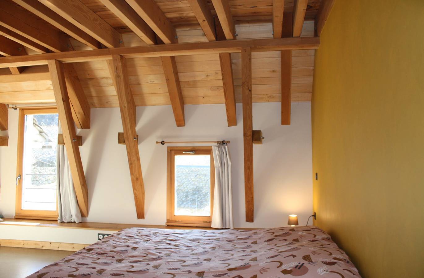 Grand gîte au calme, avec piscine in Sainte-Marie (Cantal), Parc naturel régional des Volcans d'Auvergne
