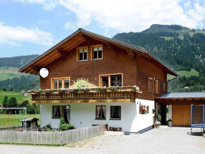 Ferienwohnung für 6 Personen, mit Balkon und Garten in Schoppernau - 2