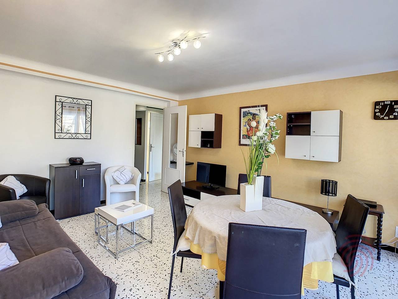 Appartement entier, Appartement F2 moderne à Lamalou-les-Bains, proche thermes, balcon, Wi-Fi, animaux acceptés in Lamalou-les-Bains, Région de Béziers