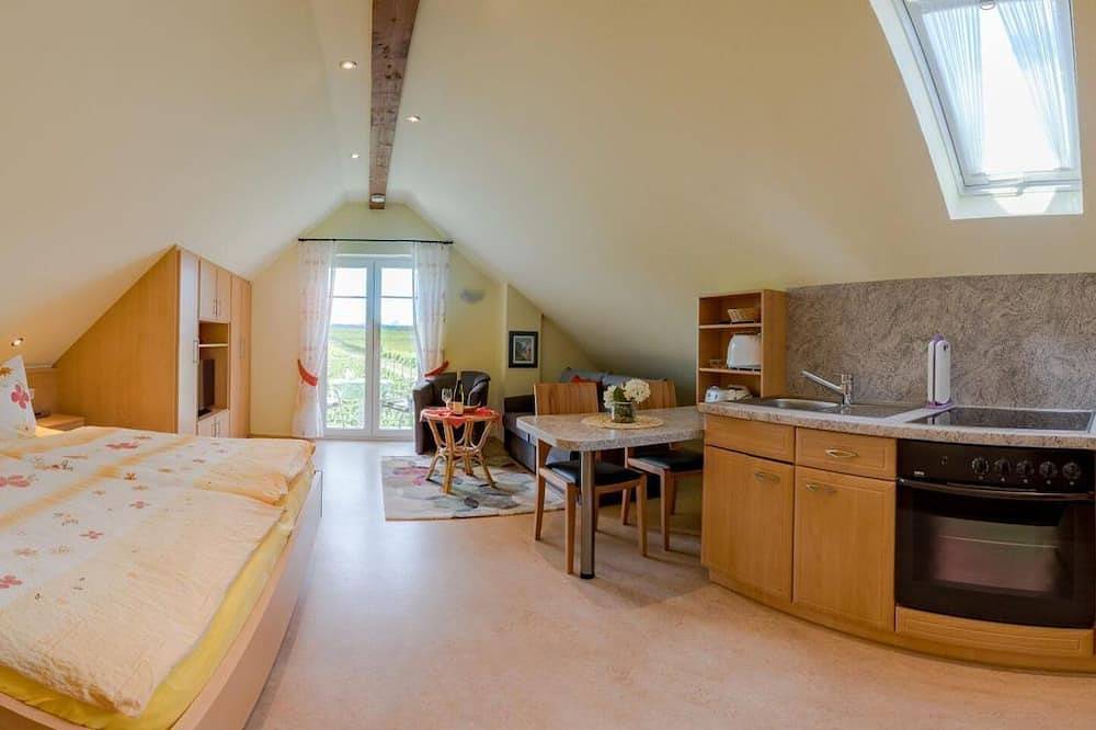 Ganze Wohnung, 2-Bettwohnung Klosterlay *** (Gästehaus) - Ferienweingut Winnebeck in Köwerich, Moseleifel