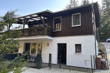 Ferienhaus für 5 Personen, mit Garten und Sauna in Friedrichroda