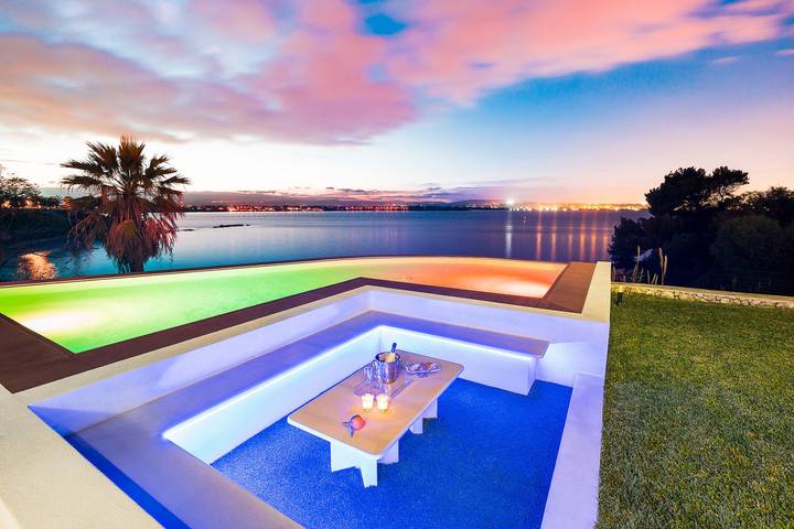 Villa con piscina per 8 persone, con terrazza e giardino a Siracusa
