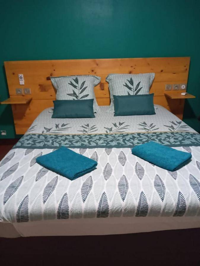 Chambre d’hôte pour 2 personnes, avec piscine ainsi que jardin et vue à Le Gosier - 2