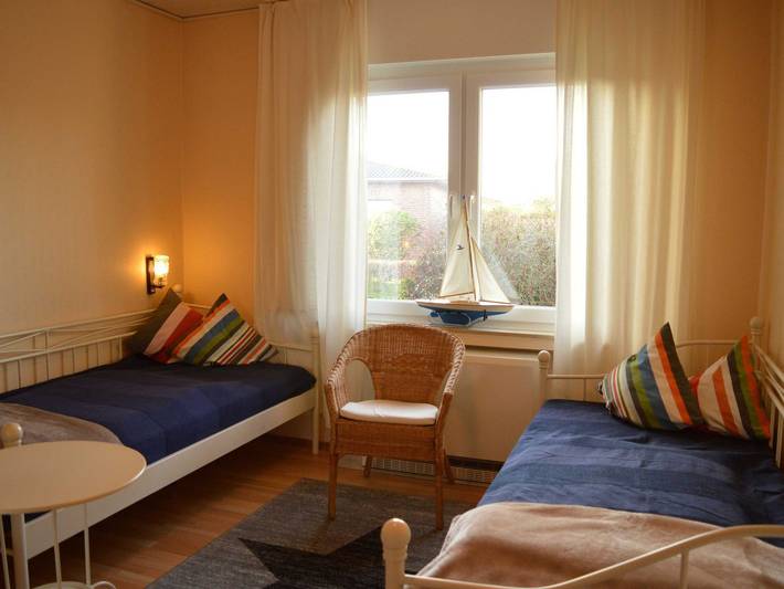 Ferienhaus für 5 Personen, mit Garten und Terrasse, kinderfreundlich in Schillig - 4