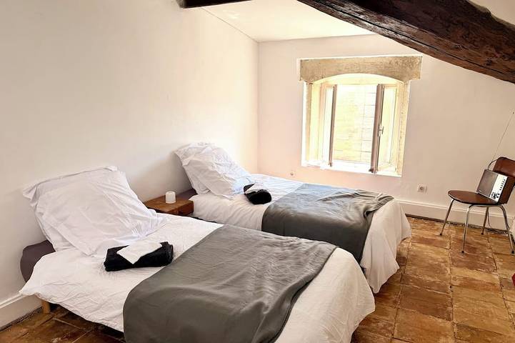 Location de vacances pour 15 personnes, avec jardin, animaux acceptés à Réauville - 4