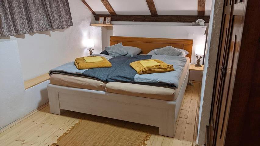 Chalet für 8 Personen, mit Ausblick und Garten sowie Sauna und Terrasse im Erzgebirge (Tschechien) - 4