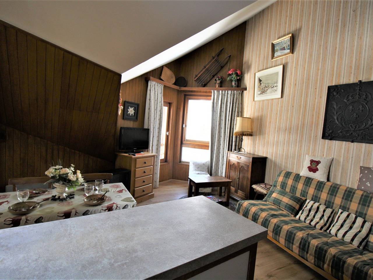 Estudio entero, Avoriaz: Encantador apto para 4 personas con wifi, chimenea y entrepiso in Morzine, Les Portes du Soleil
