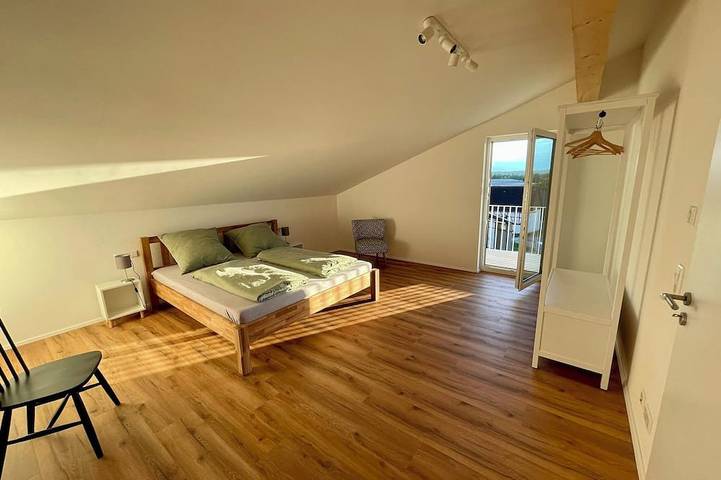 Ganze Wohnung, Ferienwohnung | Modern | Ausblick | Bodenseehinterland in Markdorf, Region Bodensee-Oberschwaben