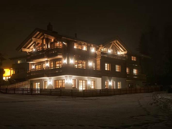 Ferienhaus für 12 Personen, mit Terrasse und Sauna sowie Ausblick