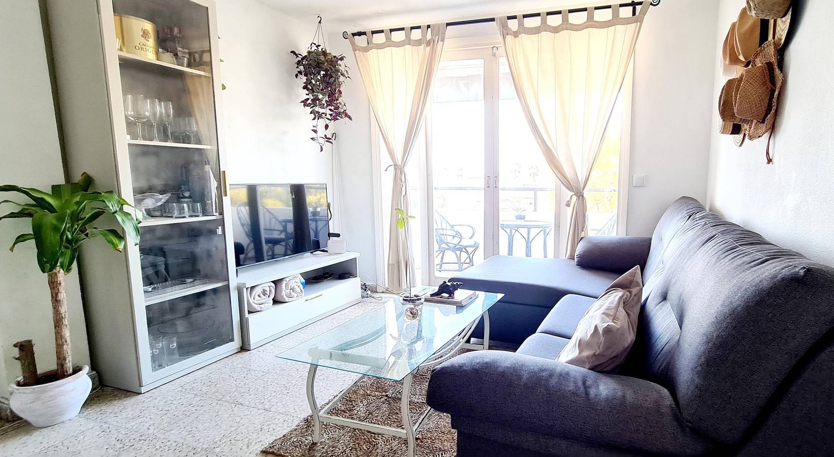 Apartamento entero, Apartamento 'Next To Piletas' con vistas al mar, balcón privado y Wi-Fi in Sanlúcar de Barrameda, Costa de la Luz