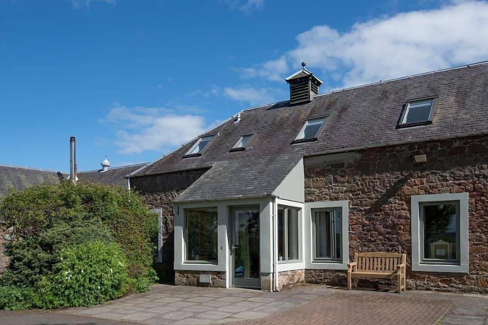 Eildon Melrose Holiday Cottages & Log Cabins - Langrig in Melrose, Scottish Borders