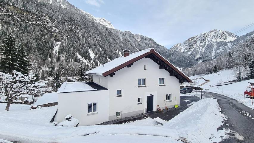 Location de vacances pour 10 personnes, avec jardin et balcon dans Partenen - 3