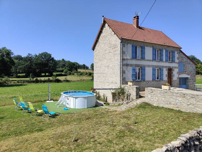 Gîte pour 6 personnes, avec piscine et jardin, animaux acceptés - 1