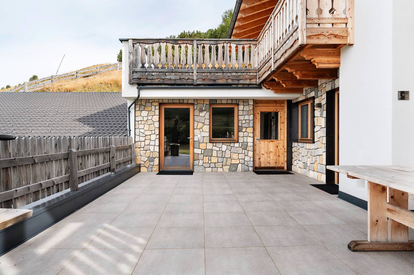 Ganze Wohnung, Apartment 'Erdgeschoss' mit Bergblick, gemeinsamer Terrasse und Wlan in Sarntal, Sarntaler Alpen