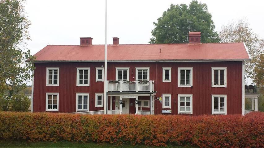 Ferienwohnung für 2 Personen, mit Terrasse und Garten sowie Seeblick in Kristinehamn