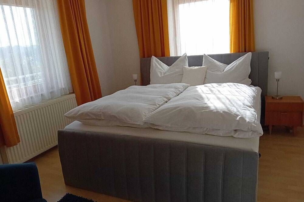 Ferienhaus zum Wohlfühlen, toller Pool, Frühstück zubuchbar, Donaucard inklusiv! in Innviertel