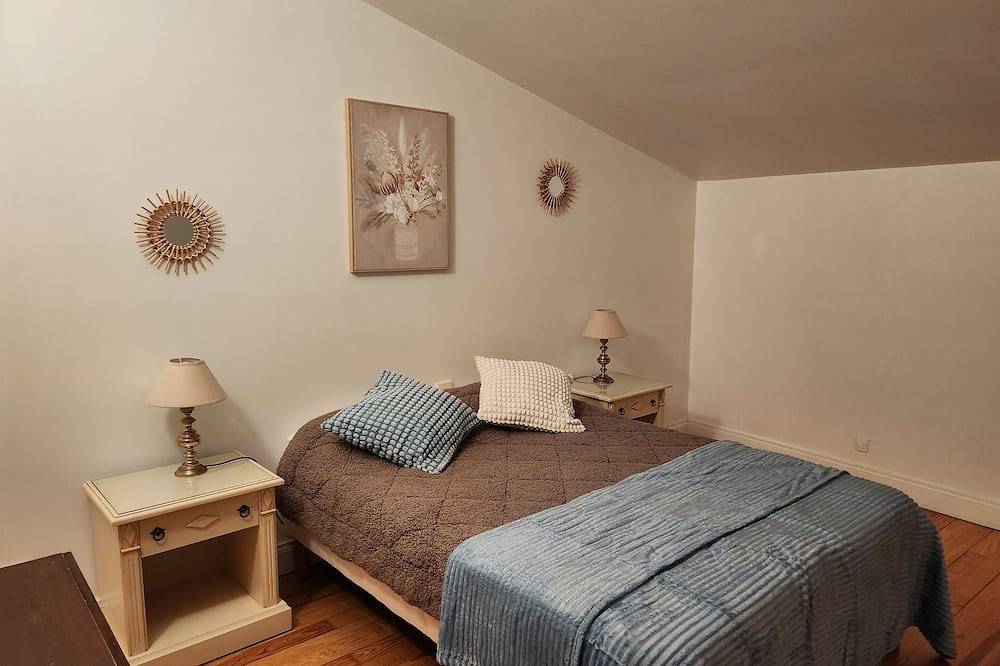 Adorable 5-bedroom estate in tranquil Carcassonne perfect for groups in Carcassonne, Carcassonne und Umgebung