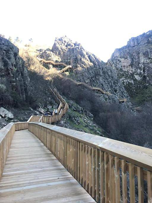 Gîte pour 3 personnes, avec terrasse à Guarda - 2