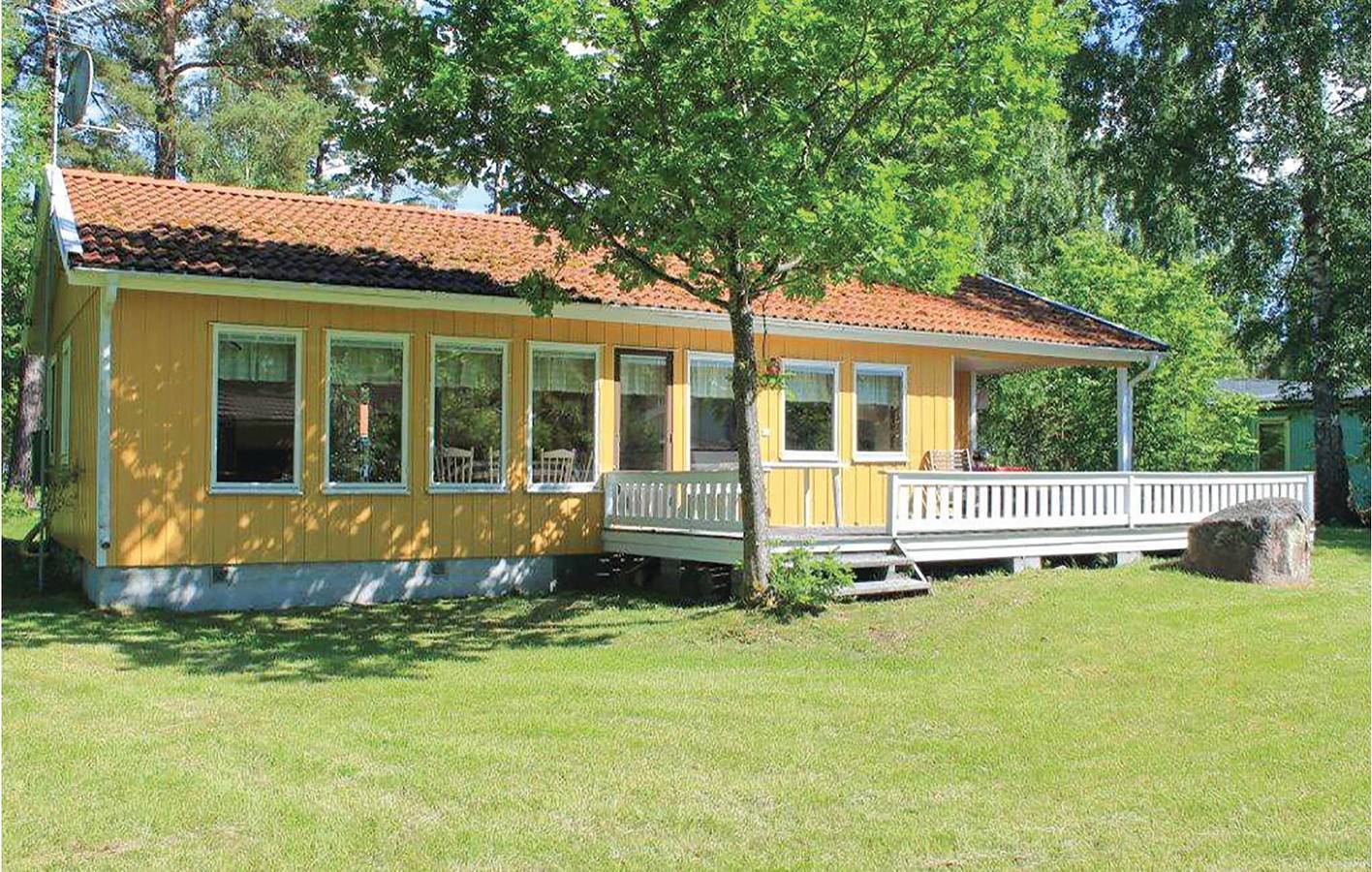 Ferienhaus für 6 Personen mit Terrasse in Oknö, Mönsterås und Umgebung