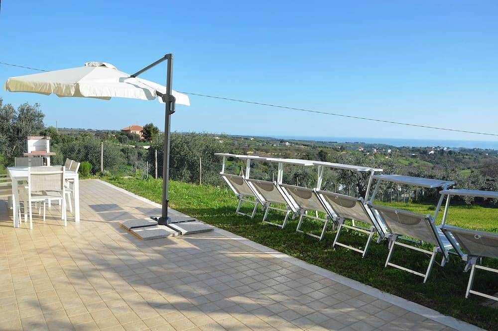 Villa mit Meerblick, 4-6 Gäste in Cupra Marittima, Riviera delle Palme