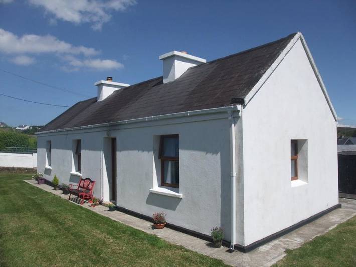 Holiday rental for 5 people, with Terrace and Garden as well as View in Achill Island