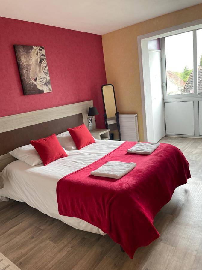 Auberge du pont canal in Briare, Région de Montargis