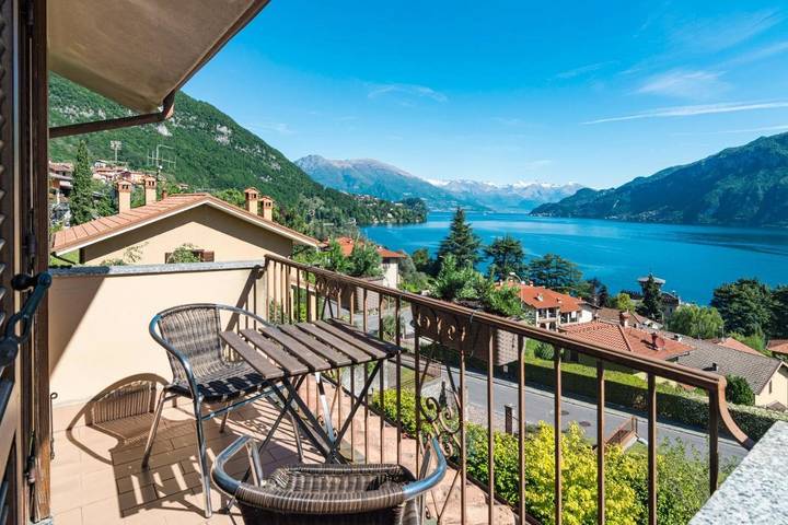 Location de vacances pour 5 personnes, avec jardin ainsi que vue et vue sur le lac à Oliveto Lario - 3