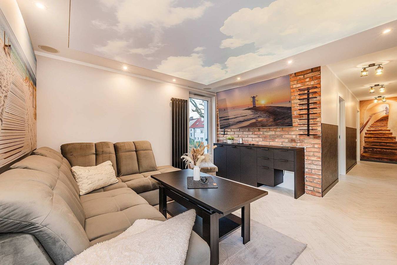 Ganze Wohnung, Moderne Ferienwohnung Sun & Sea mit Balkon, nahe Sandstrand und Zentrum in Swinemünde, Stettiner Haff
