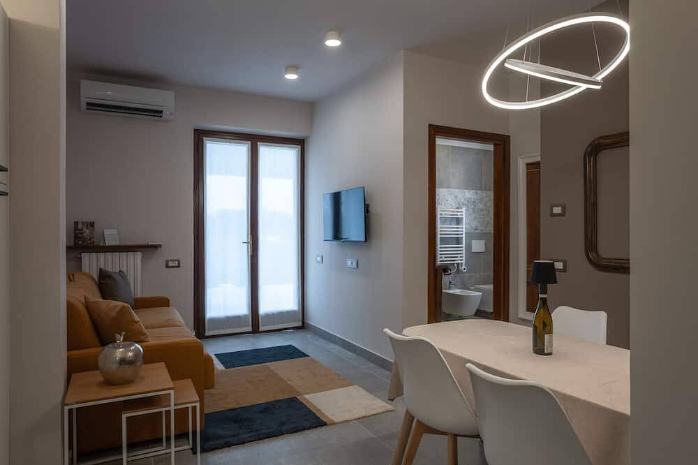 Apartamento entero, Apartamento 'Appartamento Mael' con jardín compartido, Wi-Fi y aire acondicionado in Valeggio sul Mincio, Provincia de Verona