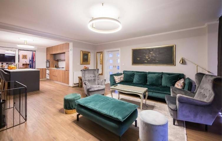 Geräumige 23 m² große Wohnung mit WLAN, Klimaanlage, Parkplatz, Terrasse und Grill in Thermalbad Bizovac, Osijek-Baranja