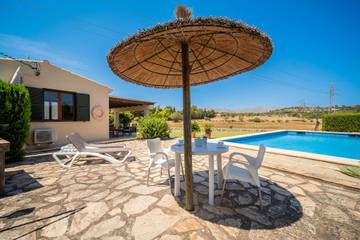 Villa in Pollença, Serra de Tramuntana für 2 