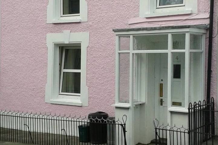 Holiday rental for 8 people, with garden and terrace, with pets in New Quay