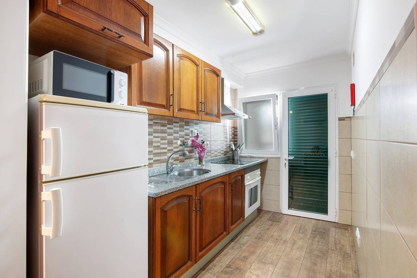 Appartement 'Dourado' met Balkon, Wi-Fi en Airconditioning, foto 8
