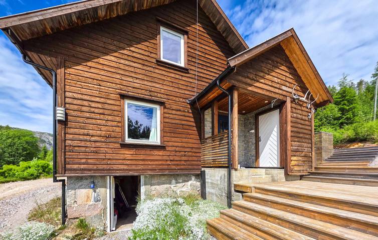 Ferienhaus für 11 Personen mit Ausblick in Nissedal
