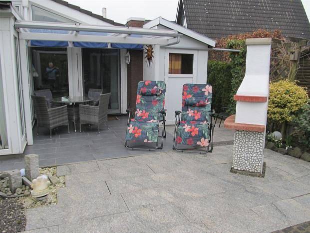 Ebenerdiger Reihenendbungalow mit gehobener Ausstattung für bis zu 4 Personen. in Fedderwardersiel, Butjadingen